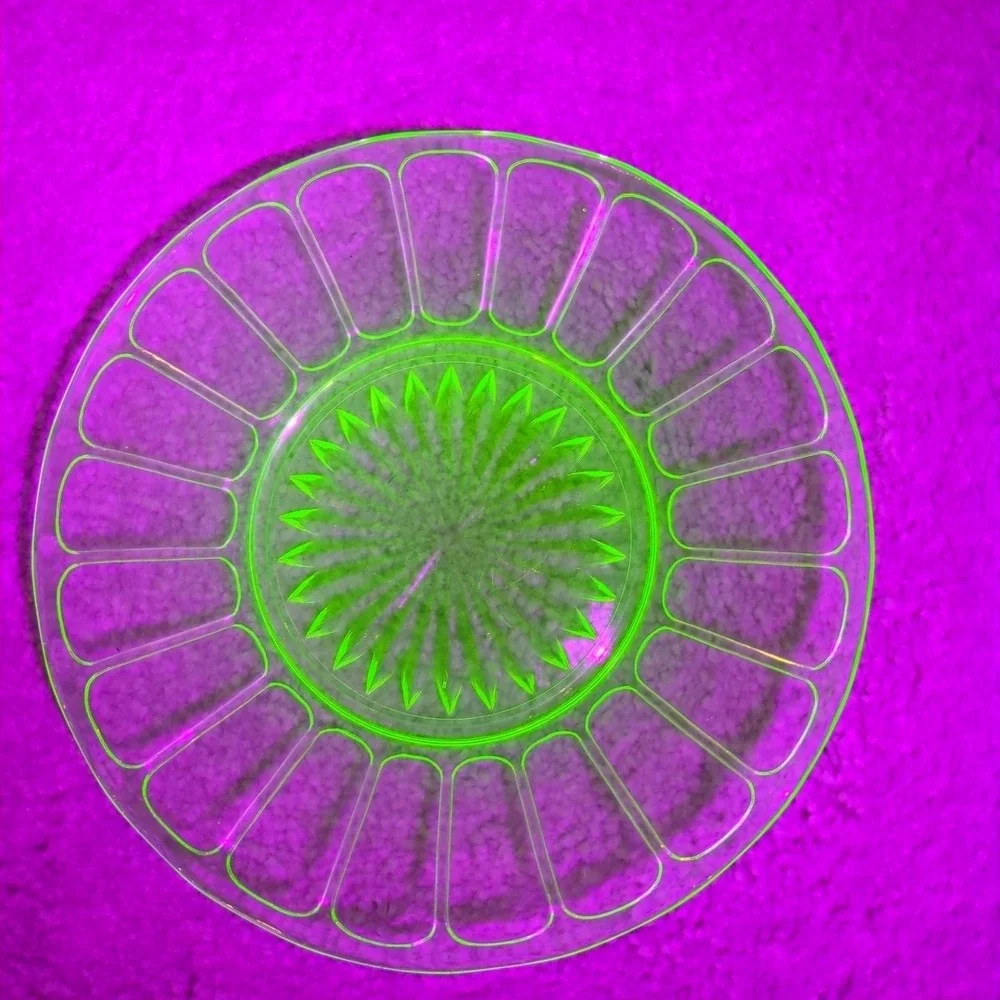 Blemished Hazel Atlas Uranium Glass RIBBON 6.25
